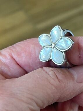 QVC Steel by Design White Moonstone Flower Statement Ring Stainless Steel sz 7.5